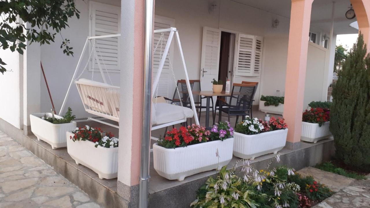 Apartment Viki Lozovac Esterno foto