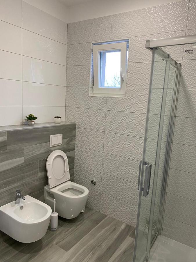 Apartment Viki Lozovac Esterno foto