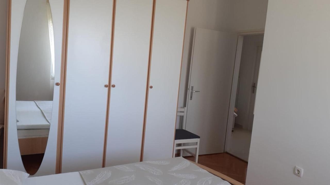 Apartment Viki Lozovac Esterno foto