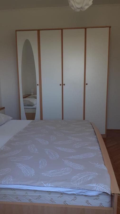 Apartment Viki Lozovac Esterno foto